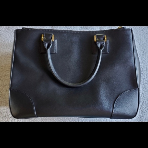 Tory Burch Robinson Double Zip Tote - Picture 3 of 7